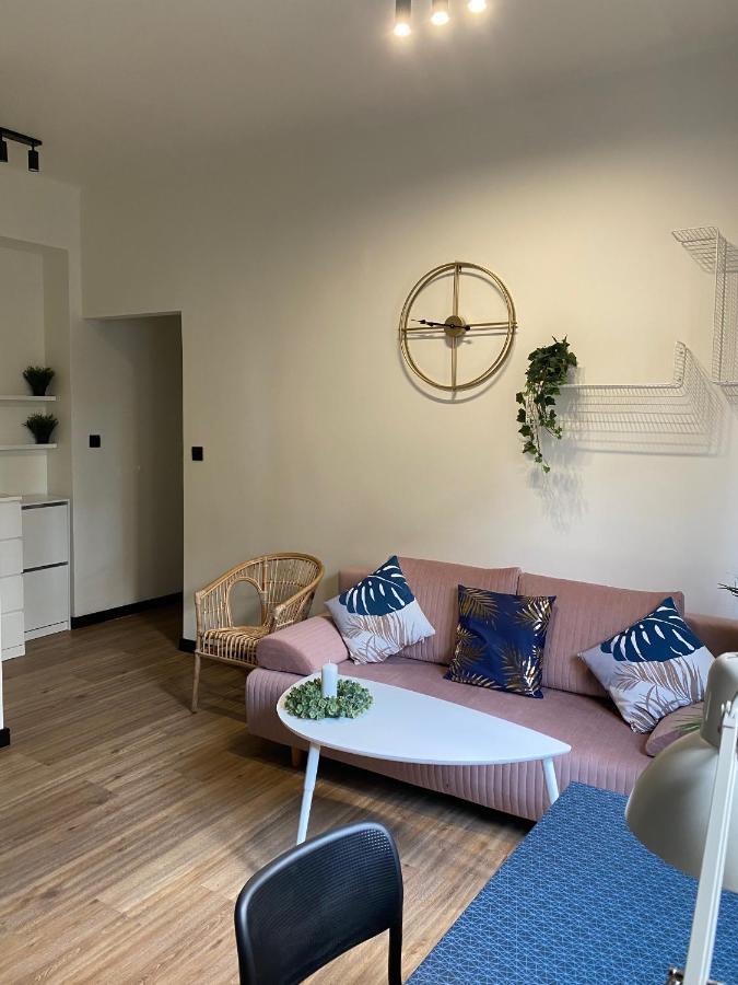 Przytulny I Nowoczesny Apartament Malgosi, 10 Min Pieszo Od Dworca I Galerii Katowice Exterior photo